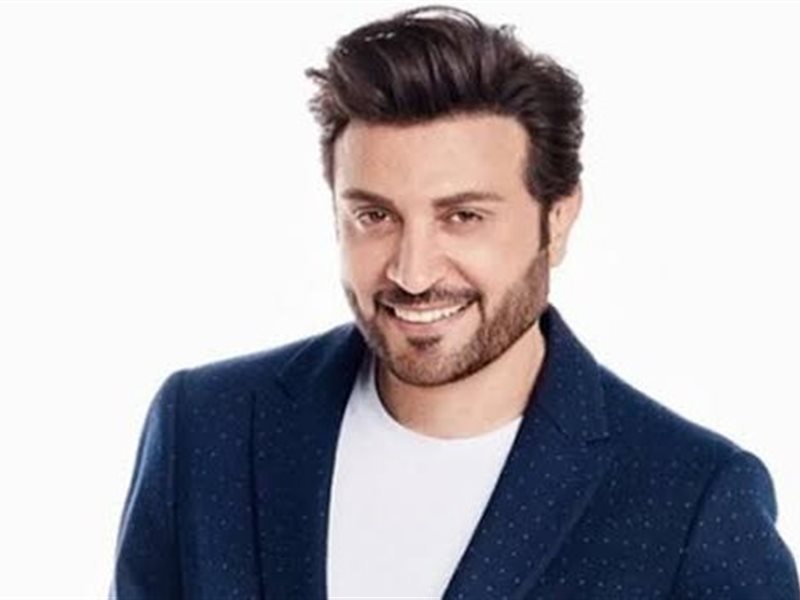 ماجد المهندس يبدأ مرحلة التعافي بعد وعكة صحية ودخوله المستشفى في جدة 