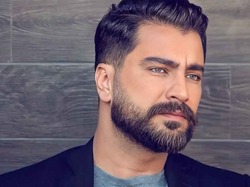 معتصم النهار يتعاقد على فيلمه الأول في مصر