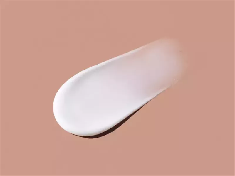 احذر إهمال وضع كريم الوقاية من الشمس على هذه المنطقة