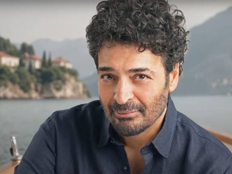 حميد الشاعري ونجوم التسعينات في حفل افتتاح المسرح الروماني بمارينا 