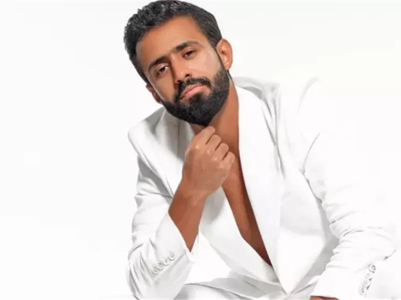 يناقش قضايا كويتية.. ناصر الدوسري يبدأ تحضيرات 