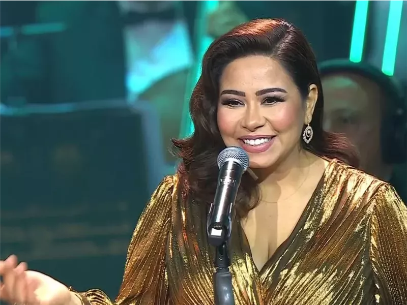 شيرين عبد الوهاب تبدأ أولى بروفات حفلها المرتقب في 