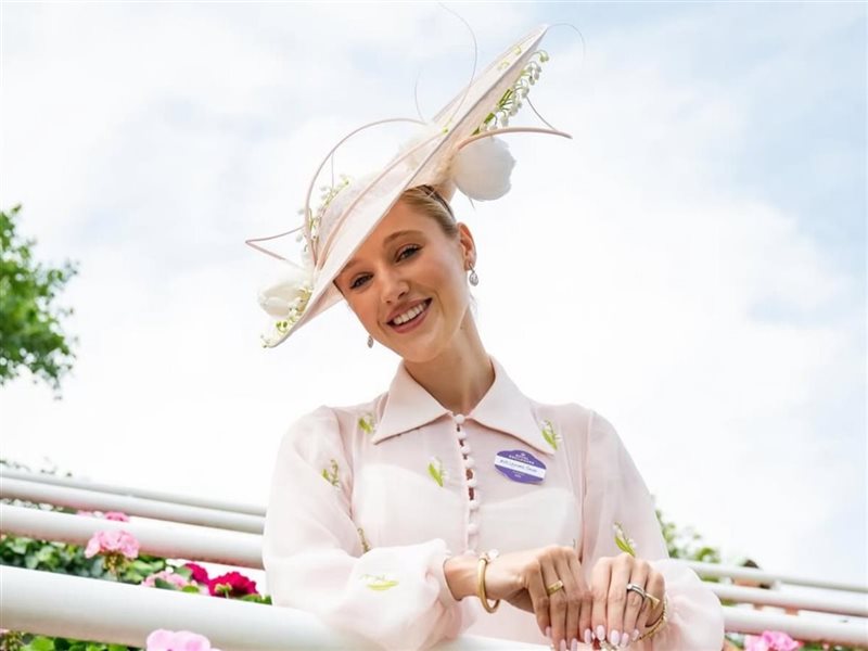 إطلالات  ساحرة  بالقبعة في رويال أسكوت: مزيج من الأناقة والتقاليد العريقة