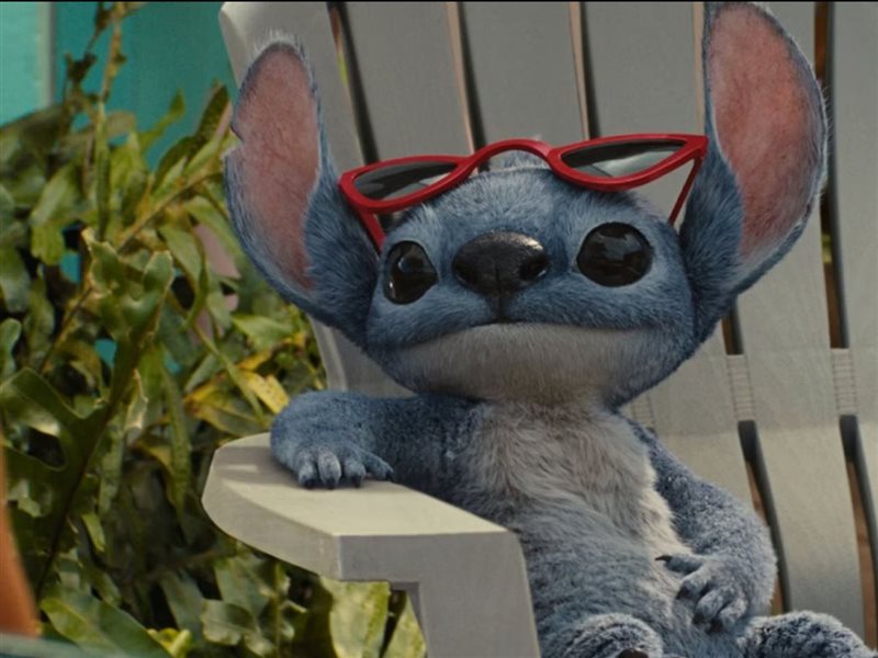 فيلم Lilo & Stitch يتخطى 900 مليون دولار عالميًا وElio يفشل في المواجهة 