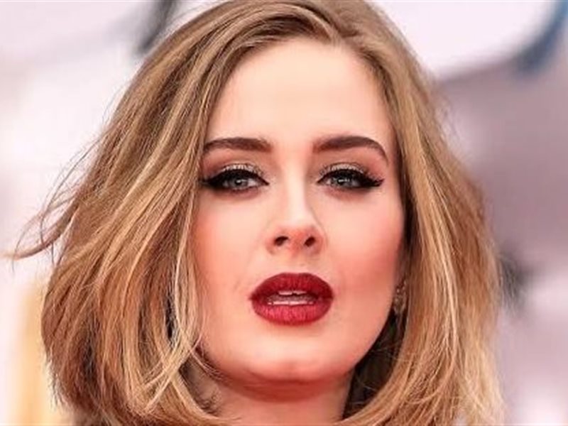 دبي تستقبل هيلين وورد جاكسون في عرض تكريمي ساحر للنجمة العالمية أديل على متن “الملكة إليزابيث 2”