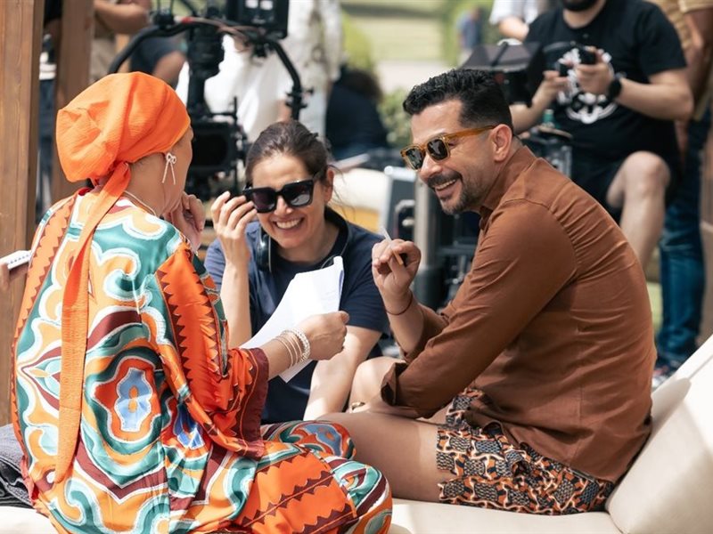 بالصور.. المخرجة أميرة دياب تنتهي من تصوير فيلمها 