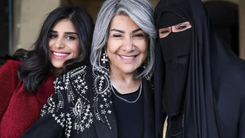 مسلسل الصحبة الحلوة