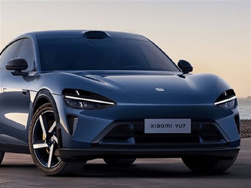 شاومي تحقق رقماً قياسي 300 ألف طلب لسيارة 
