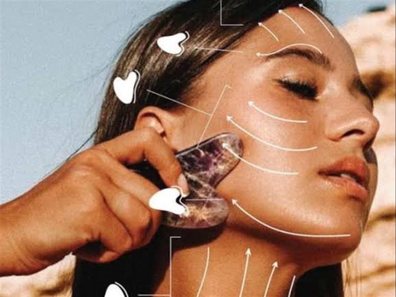 كل ما تريد معرفته عن حجر الجواشا كحجر شفائي ودوره في تأخر تجاعيد البشرة 