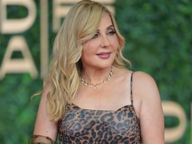 خاص.. نادية الجندي بعد تكريمها في لبنان: عندي استعداد طوال الوقت للمنافسة والتكريمات بتفتح نفسي على العطاء 