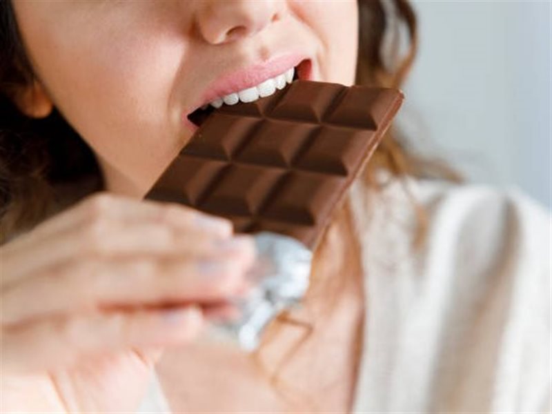 في اليوم العالمي للشوكولاتة.. إليكم أهم فوائدها وأصل الاحتفال بها