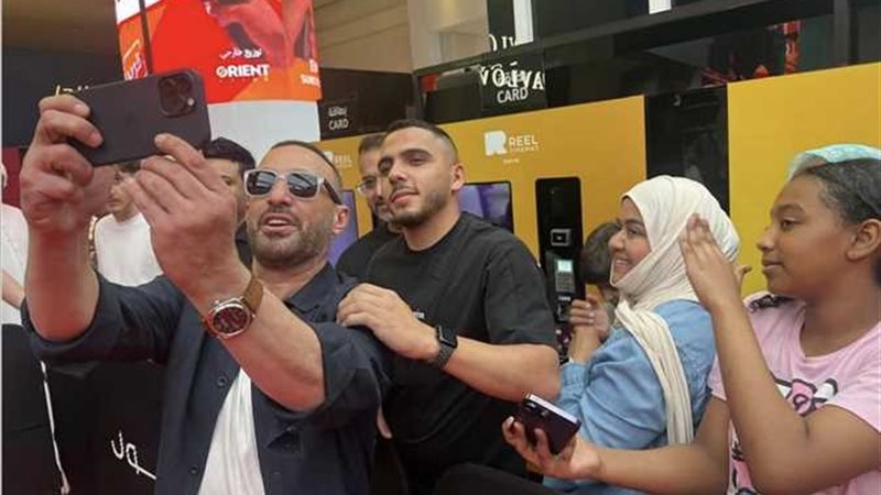 السقا وسط جمهور دبي
