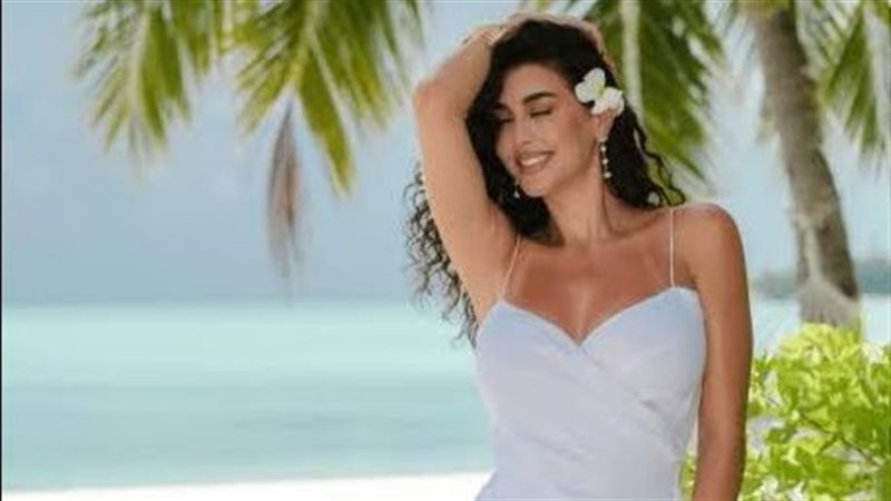 فساتين شاطئية