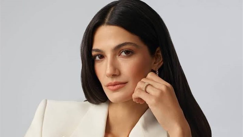 تارا عماد