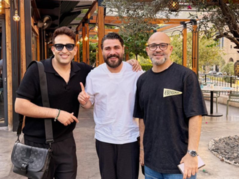 محمد المجذوب يلتقي بـ تامر حسين وعزيز الشافعي في لبنان لتجهيز أغاني جديدة