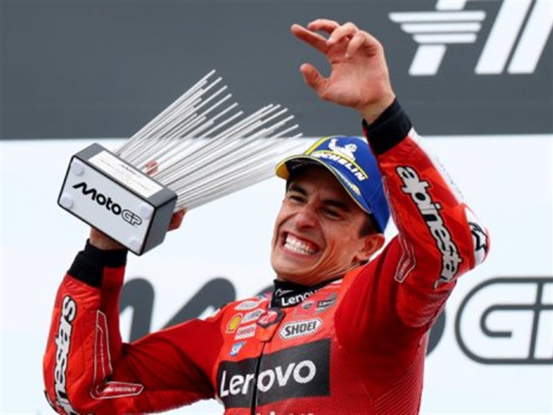 مارك ماركيز يعزز صدارته بفوز في جائزة ألمانيا الكبرى ويقترب من اللقب السابع