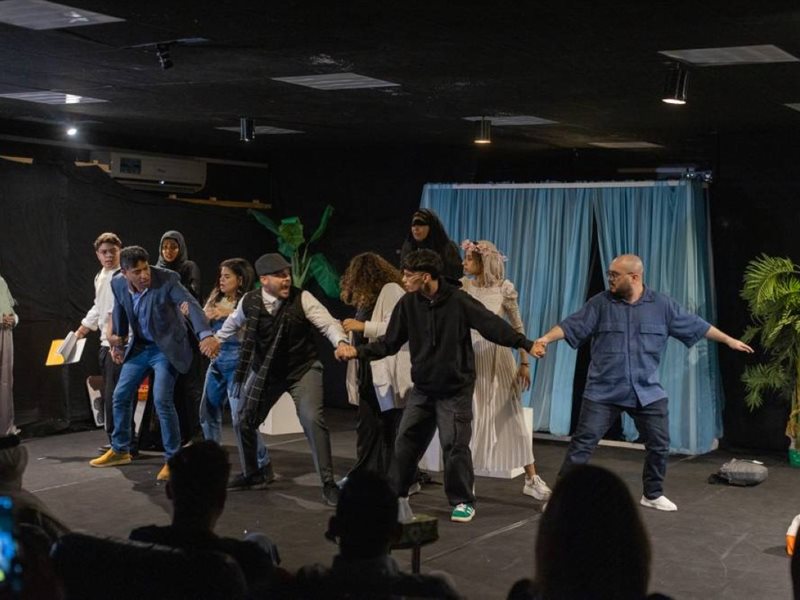 عبد الله الرميثي يكشف تفاصيل ورشتي مسرح دبي الأهلي 