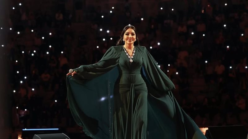 المطربة الأماراتية