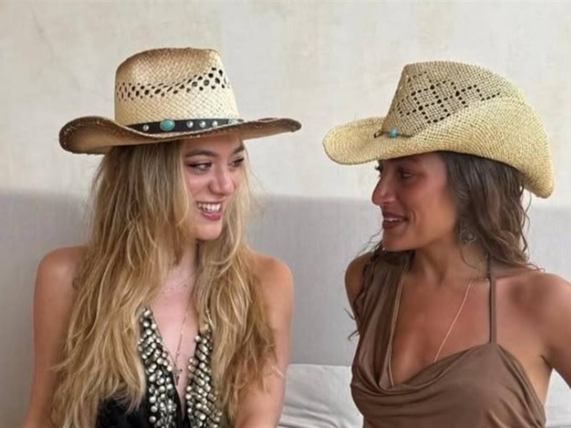  ببصمة سان لوران.. كنزي عمرو دياب تخطف الأنظار بإطلالة صيفية مستوحاة من أجواء الغرب الأمريكي في إسبانيا 