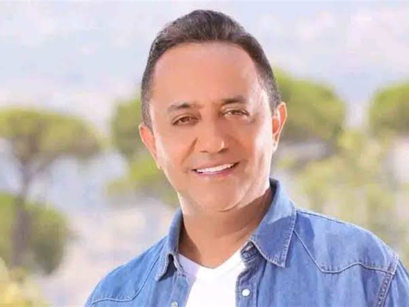 بعد شائعات عن إصابته في حادث .. على الديك يطمئن جمهوره