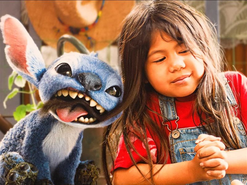 فيلم Lilo & stitch يحصد مليار دولار على مدار شهرين من عرضه 