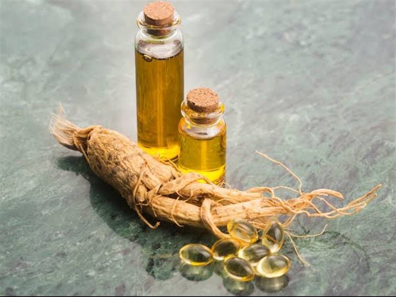 لشعر لامع وقوي.. اكتشفي فوائد زيت الجنسنج وطريقة استخدامه الصحيحة 