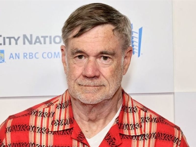 تكريم المخرج غوس فان بجائزة كامباري للشغف السينمائي في مهرجان فينيسيا 