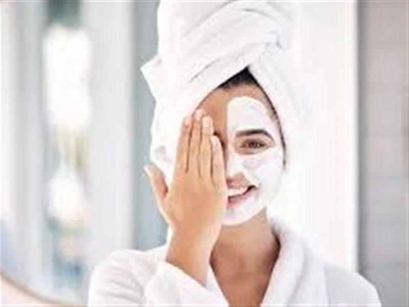 تقنية HydroGlow تتصدر عالم العناية بالبشرة 