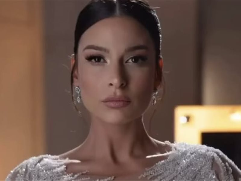 بفستان زفاف.. باميلا الكيك في كواليس مسلسل 