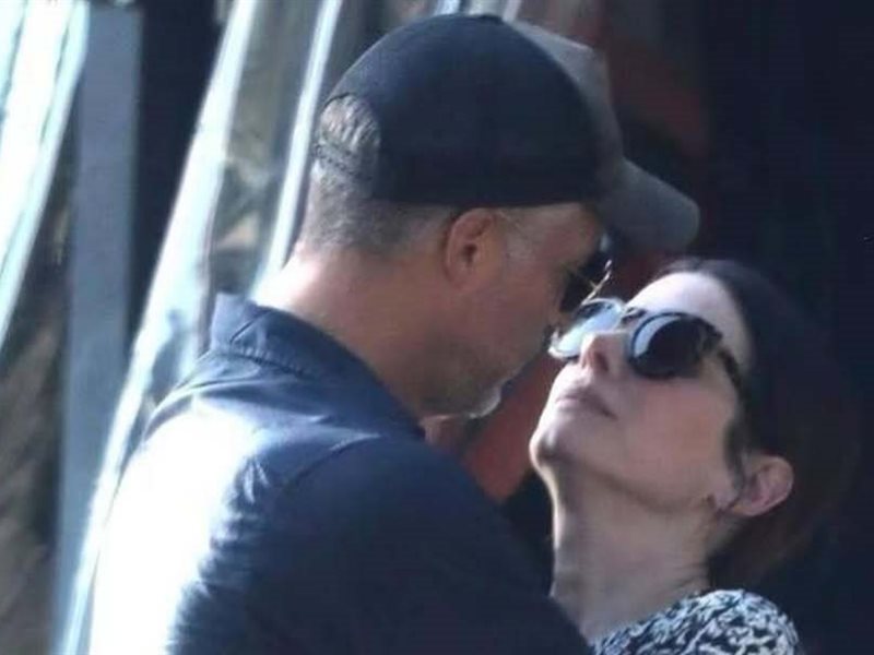 بريان راندال.. الحب الأهم في حياة ساندرا بولوك وكيف انتهت قصتهما المثالية (صور)