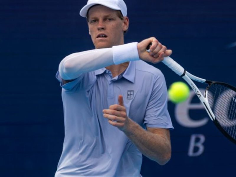 سينسيناتي 2025 نجوم التنس يخطون خطوات ثابتة نحو اللقب وسط إثارة 