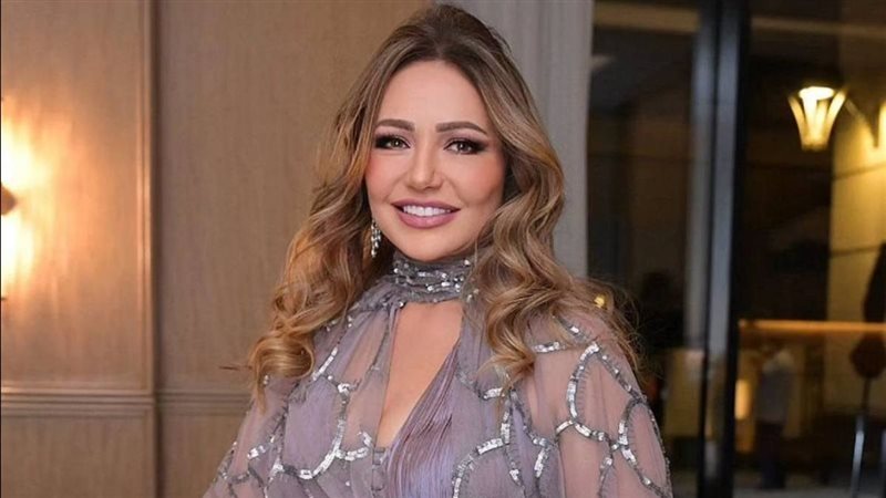 ليلى علوي