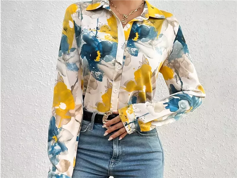 القمصان المنقوشة مع الجينز.. الثنائي العصري لإطلالة أنيقة وعملية