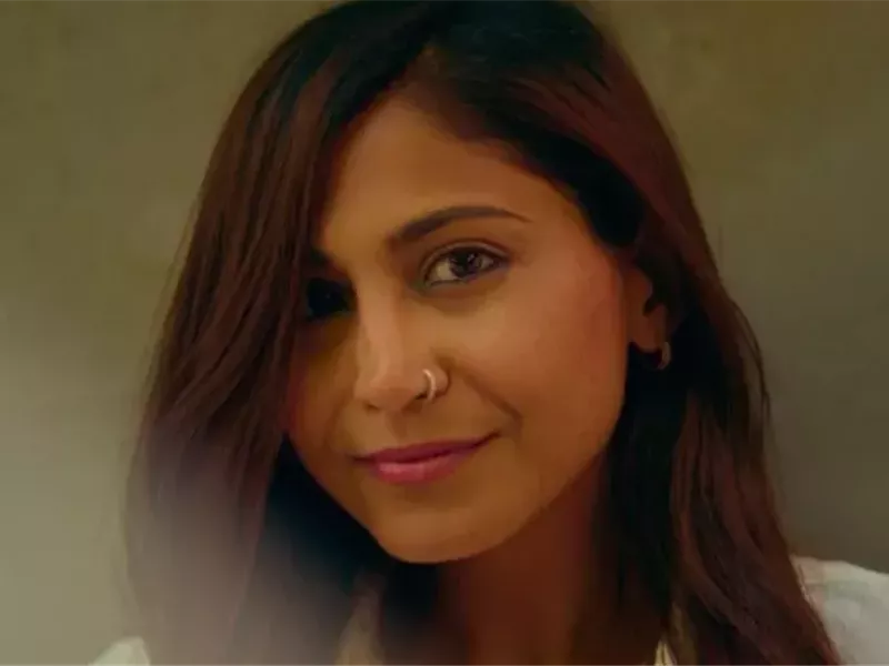 عرض فيلم KARUPY لصانعة الأفلام الإماراتية شايستا روشان في مهرجان تورونتو السينمائي