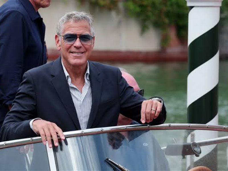 فيلما إيما ستون وكلوني يفتتحان اليوم الأول من مهرجان فينيسيا السينمائي