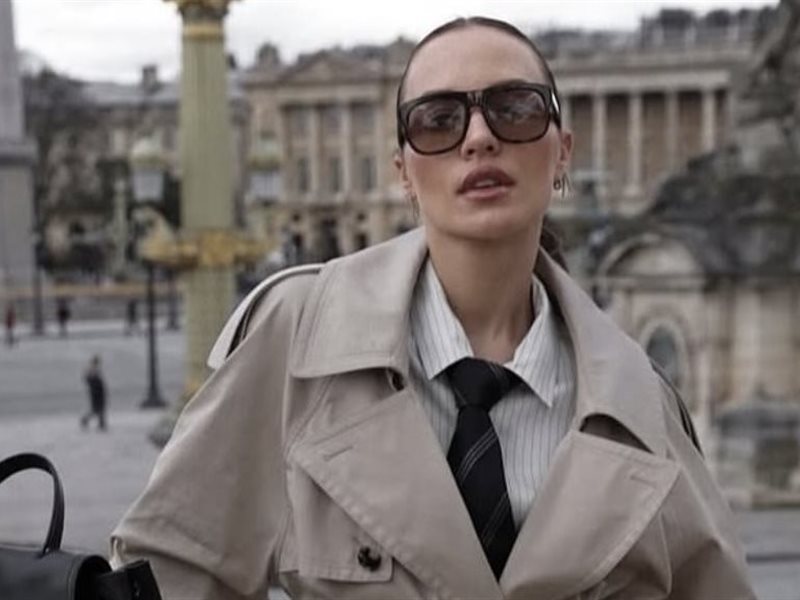 ربطة العنق: الإكسسوار الأكثر جرأة وأناقة هذا الموسم