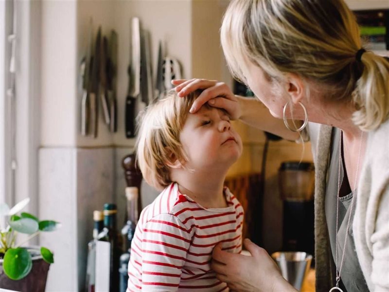 تحذير طبي: علامات في صداع الأطفال لا يجب تجاهلها