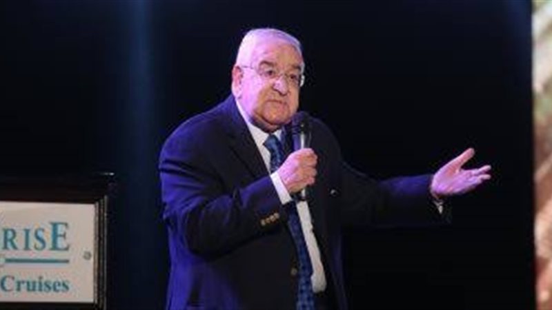 محمد عبد العزيز