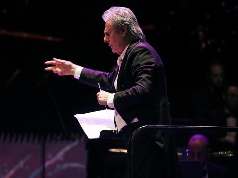 نقل المايسترو سليم سحاب إلى المستشفي بعد تعرضه لوعكة صحية