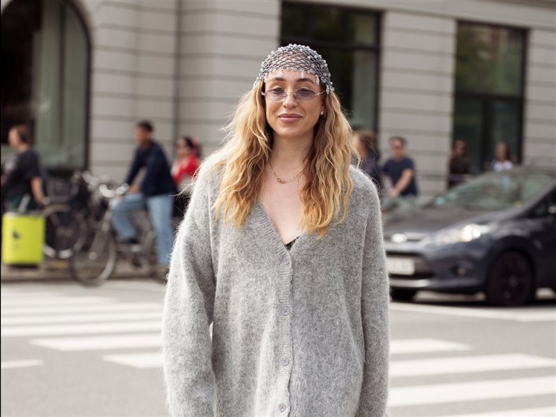  	قبعة الكروشيه الصغيرة… الإكسسوار الأكثر رواجًا هذا الموسم