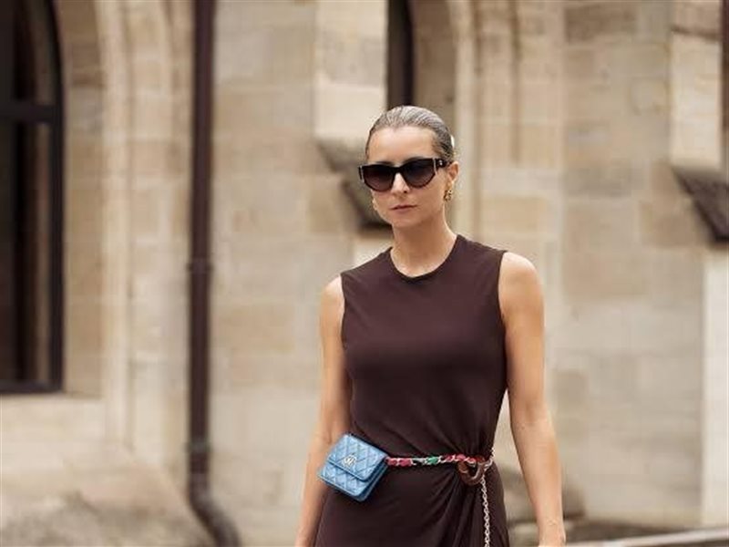  صيحات الخريف: فساتين عملية سهلة ترفع من أناقتكِ في العمل