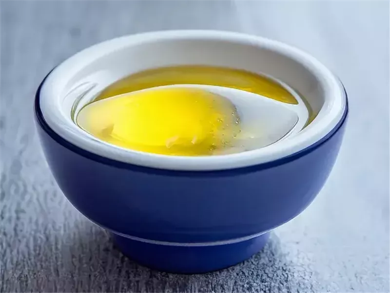  فوائد زيت MCT الصحية.. هل يختلف عن زيت جوز الهند؟