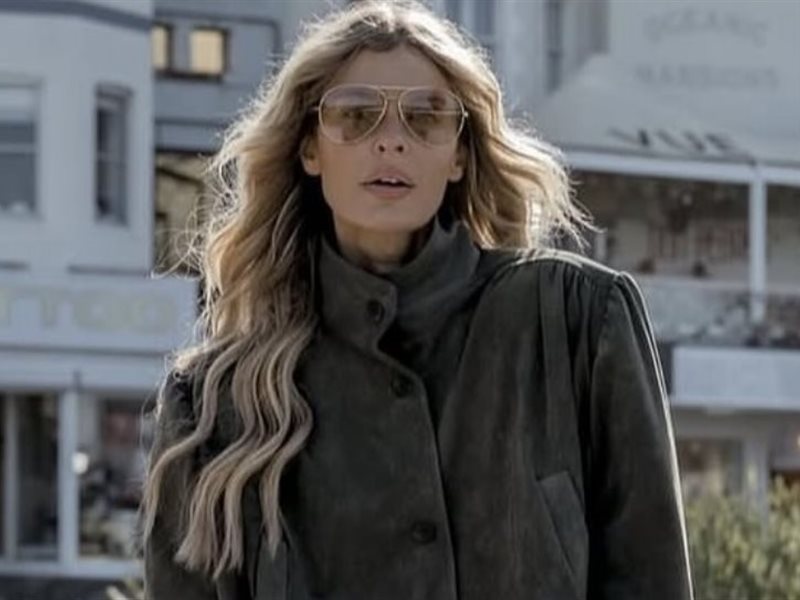  عودة قوية لل cropped jacket … كيف نعتمده بأسلوب مواكب للموضة؟