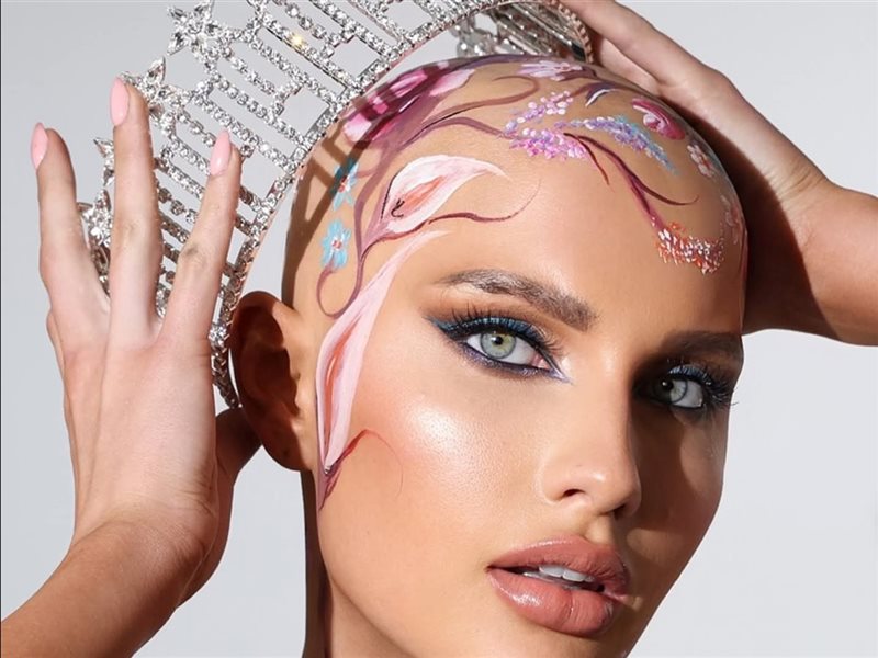 متسابقة تتحدى معايير الجمال التقليدية وتشارك في ملكة جمال أميركا برأس حليق