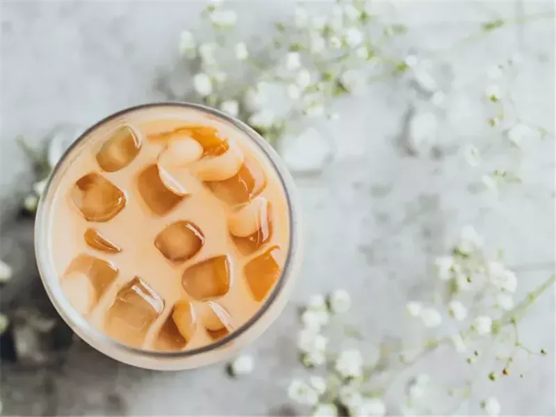 هل يتمتع الشاي البارد بفوائد صحية أكثر من الشاي الساخن؟