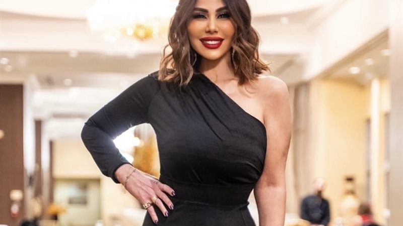 يمنى شري