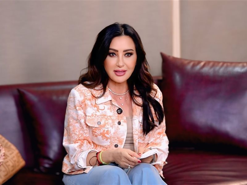 مانشستر سيتي يحتفل بفوزه على أنغام أغنية 