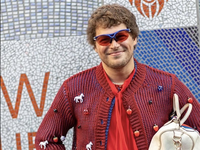  شوارع لندن تتحول إلى منصات عرض خلال أسبوع الموضة