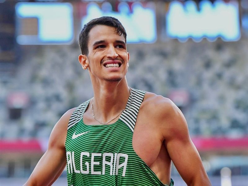 ياسر تريكي يتألق ويحقق أطول وثبة في تصفيات بطولة العالم