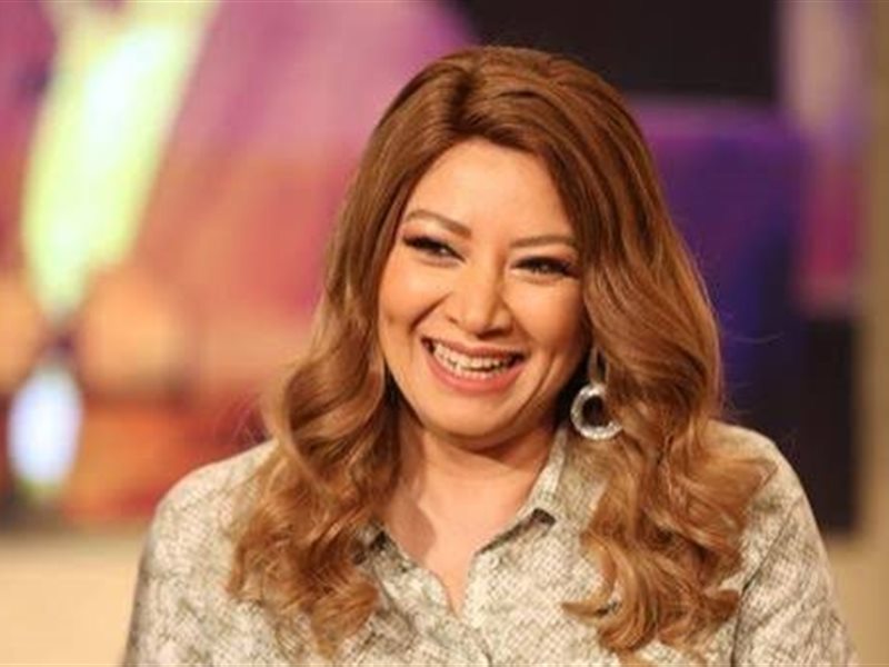 (خاص) انتصار تكشف عن تفاصيل دورها الجديد في فيلم 